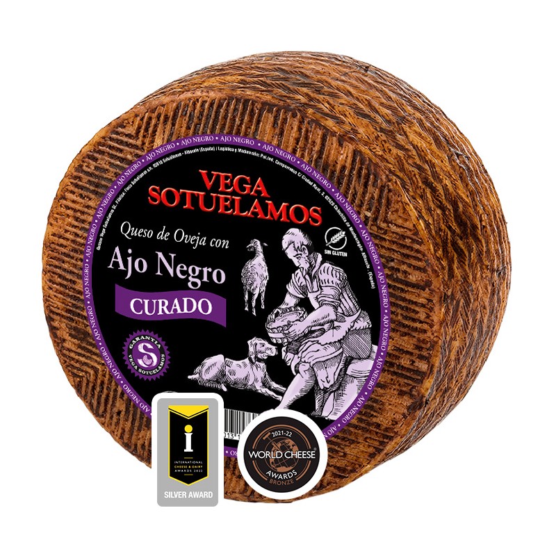 Queso curado de oveja con ajo negro Vega Sotuelamos